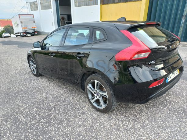 Volvo V40 · Ano 2014