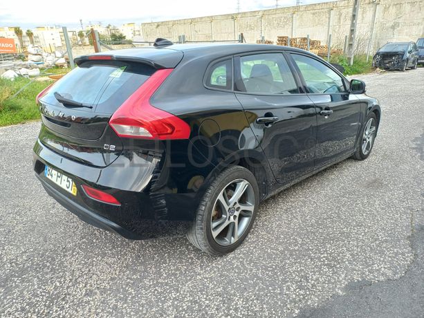 Volvo V40 · Ano 2014