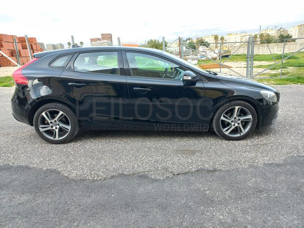 Volvo V40 · Ano 2014