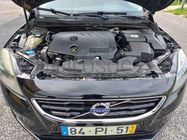 Volvo V40 · Ano 2014