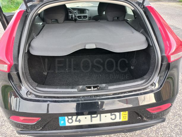 Volvo V40 · Ano 2014