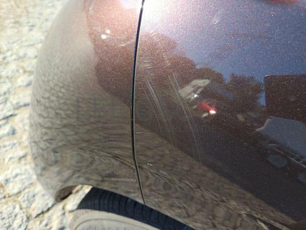 Peugeot 208 · Ano 2013