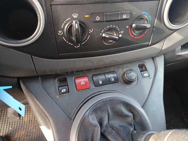 Peugeot Partner 1.6 HDI · Ano 2009