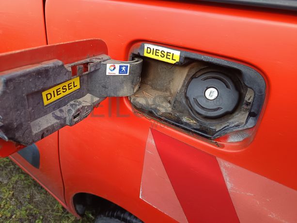 Peugeot Partner 1.6 HDI · Ano 2009