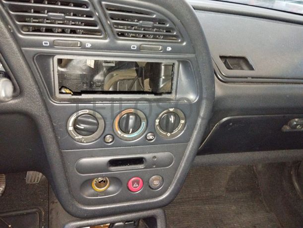 Peugeot 306 · Ano 1997