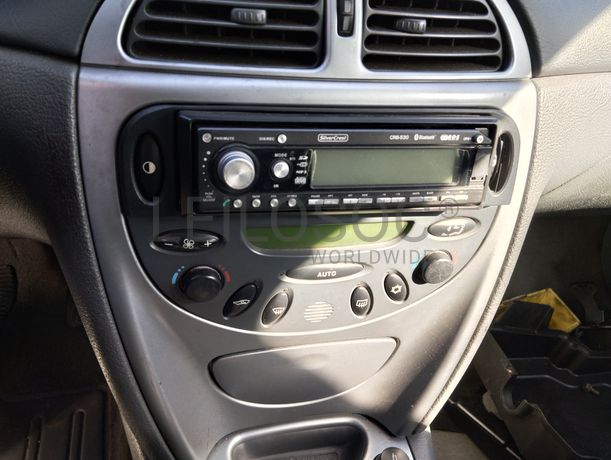 Citroën C5 · Ano 2001