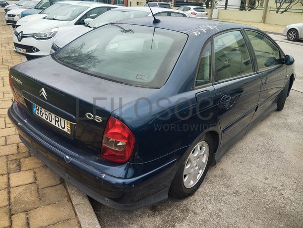 Citroën C5 · Ano 2001