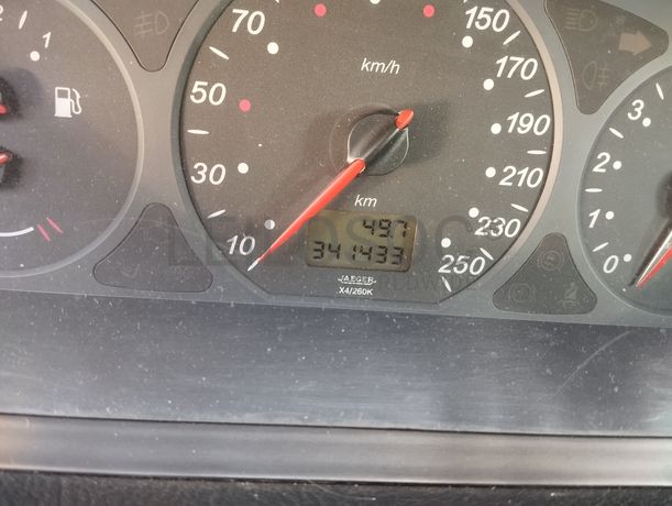 Citroën C5 · Ano 2001