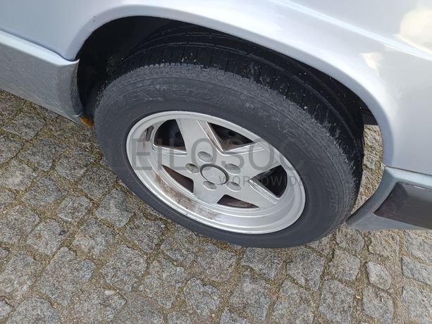 Mercedes-Benz 190 · Ano 1992