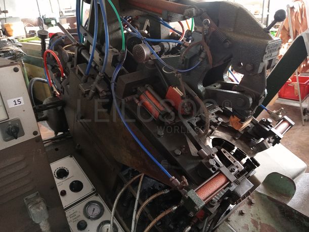 Máquina de Montar Bicos