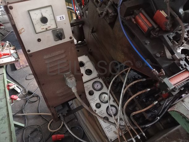 Máquina de Montar Bicos