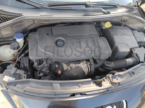 Peugeot 207 · Ano 2008