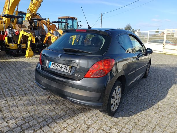 Peugeot 207 · Ano 2008