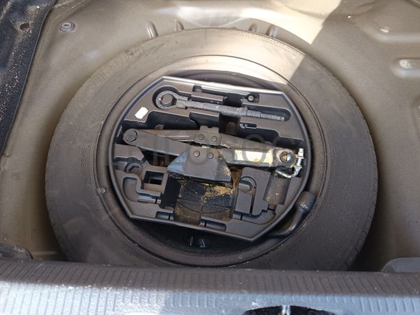 Peugeot 207 · Ano 2008