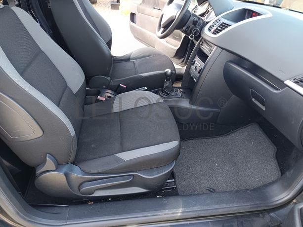 Peugeot 207 · Ano 2008