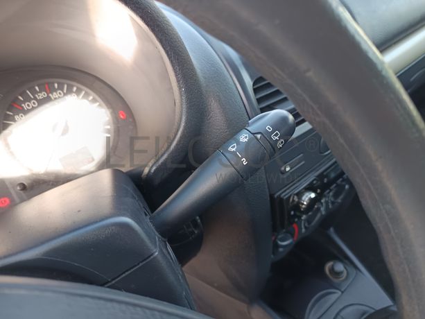 Renault Clio · Ano 2001