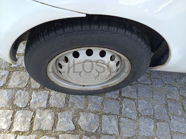 Renault Clio · Ano 2001