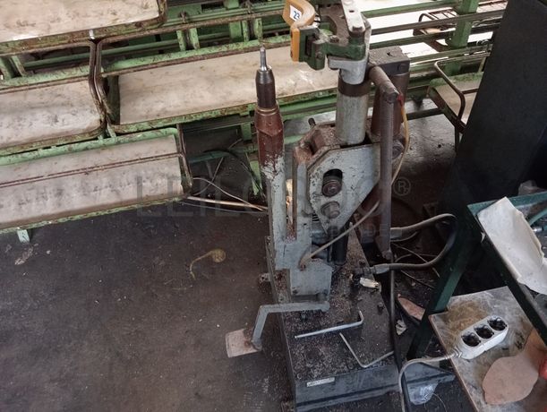 Máquinas e Equipamentos para a Indústria do Calçado