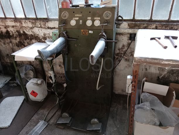 Máquinas e Equipamentos para a Indústria do Calçado