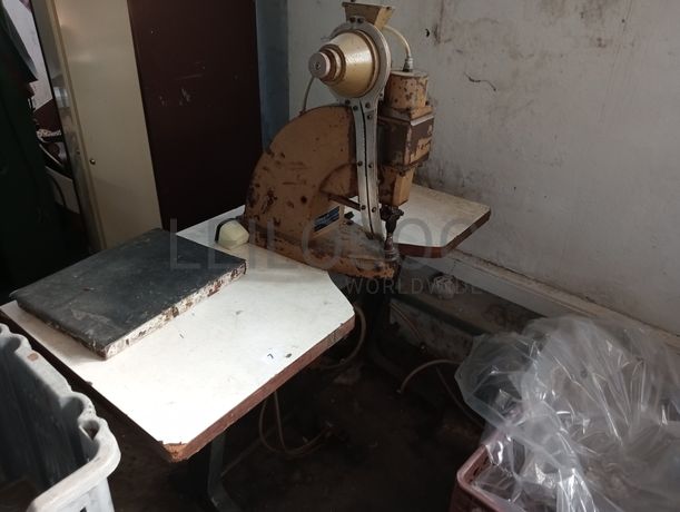 Máquinas e Equipamentos para a Indústria do Calçado