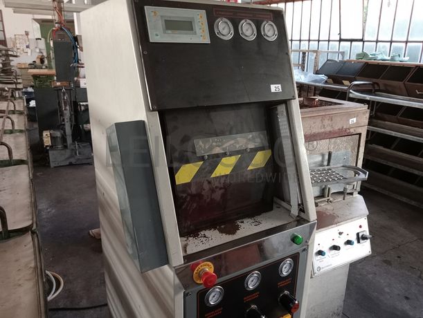 Máquinas e Equipamentos para a Indústria do Calçado