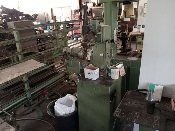 Máquinas e Equipamentos para a Indústria do Calçado