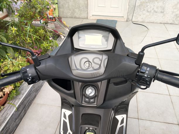 Yamaha N-MAX · Ano 2022