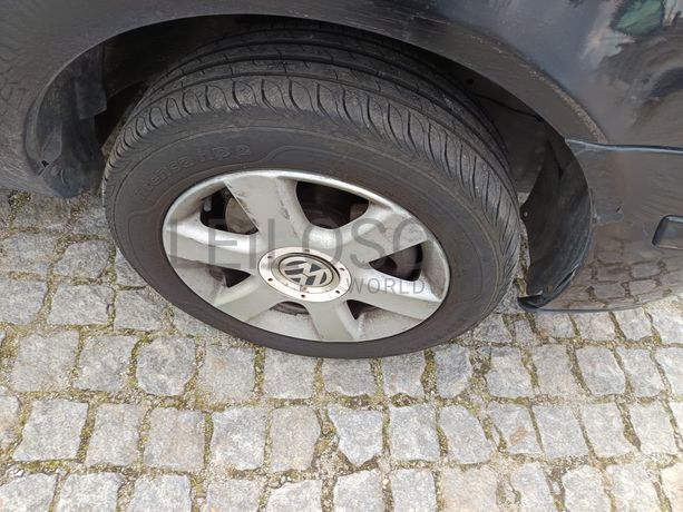 Ford Galaxy 1.9 TDI · Ano 2005