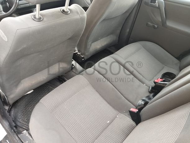 Volkswagen Polo · Ano 2000