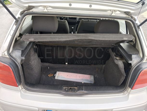 Volkswagen Polo · Ano 2000