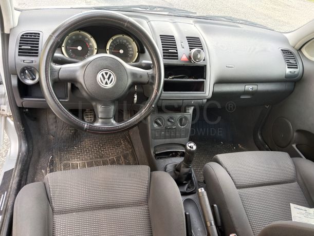 Volkswagen Polo · Ano 2000
