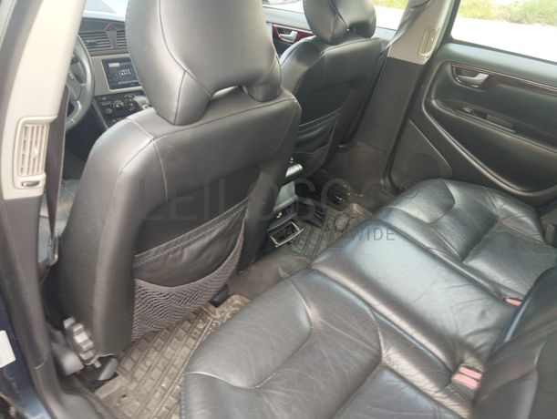 Volvo XC70 Cross Country · Ano 2004