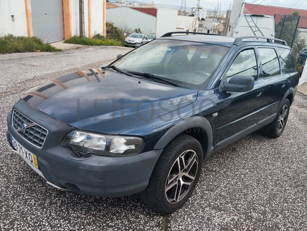 Volvo XC70 Cross Country · Ano 2004