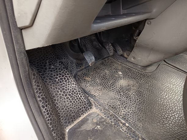 Renault Trafic · Ano 2006