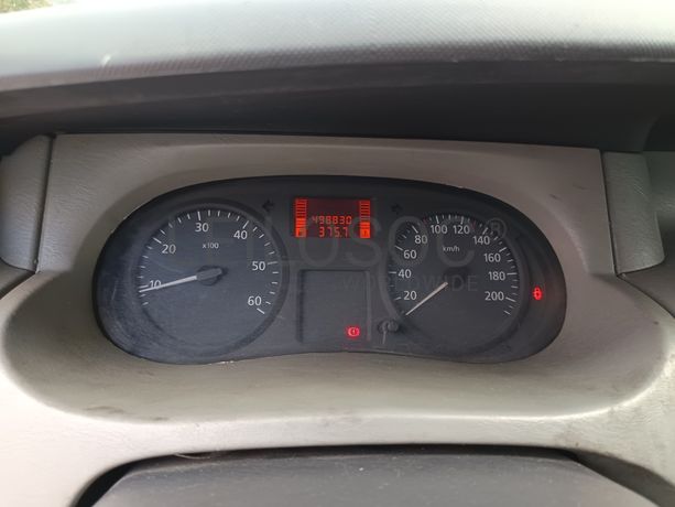 Renault Trafic · Ano 2006