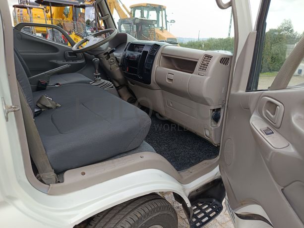 Toyota Dyna · Ano 2002