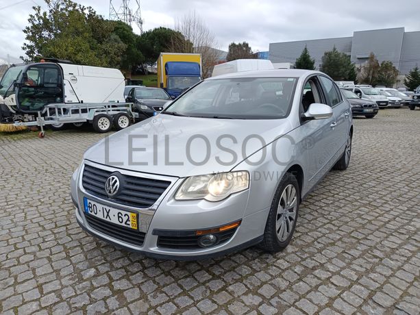 Volkswagen Passat · Ano 2010