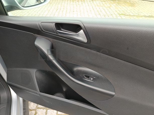 Volkswagen Passat · Ano 2010