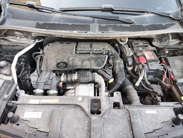 Peugeot 5008 · Ano 2017