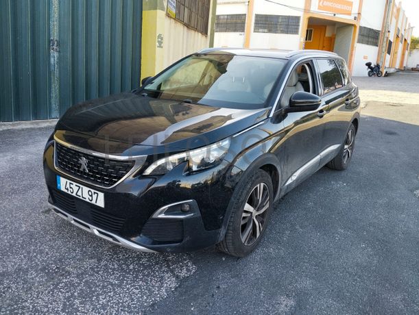 Peugeot 5008 · Ano 2017