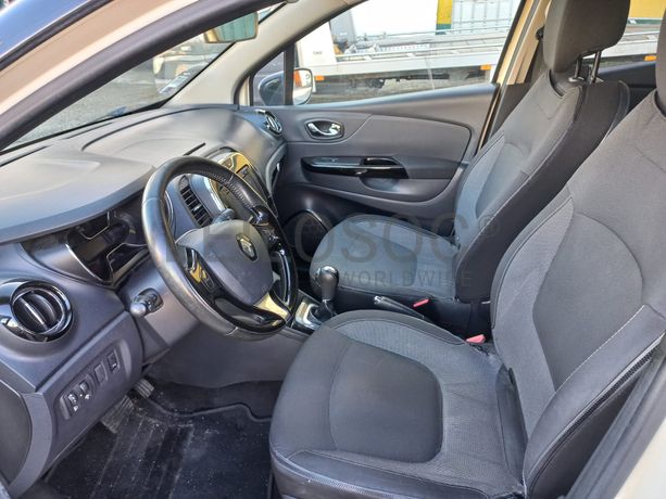 Renault Captur · Ano 2015