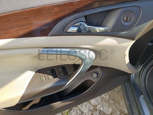 Opel Insígnia Sports Tourer 2.0 CDTI · Ano 2009