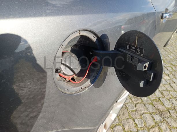 Opel Insígnia Sports Tourer 2.0 CDTI · Ano 2009