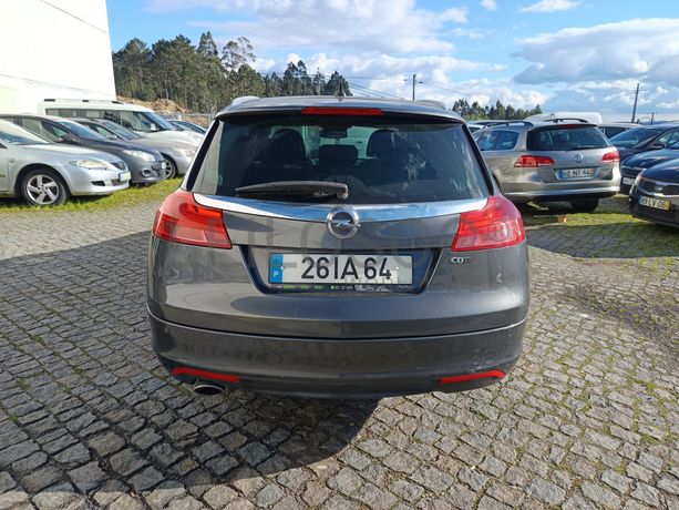 Opel Insígnia Sports Tourer 2.0 CDTI · Ano 2009