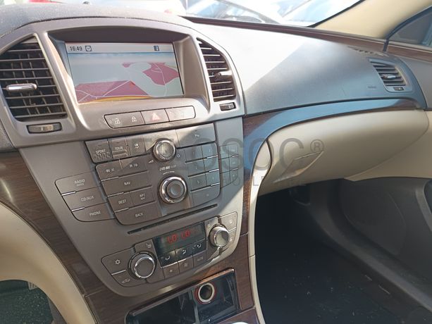 Opel Insígnia Sports Tourer 2.0 CDTI · Ano 2009