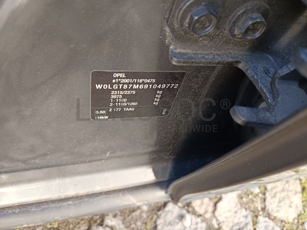 Opel Insígnia Sports Tourer 2.0 CDTI · Ano 2009