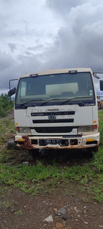 Nissan Diesel UD290