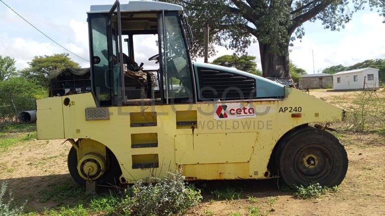 Compactador pneumático AMMANN