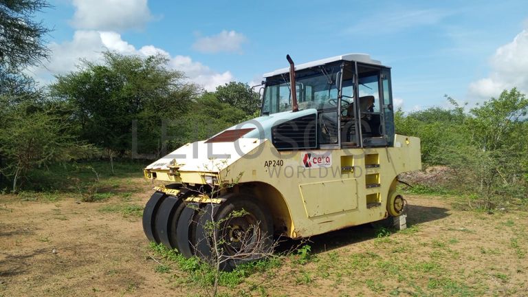 Compactador pneumático AMMANN