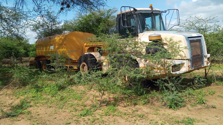 Veículo articulado BELL